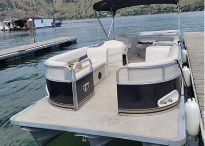 TM Tahoe Tritoon 24