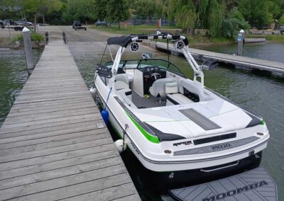 Moomba-at-the-dock-2